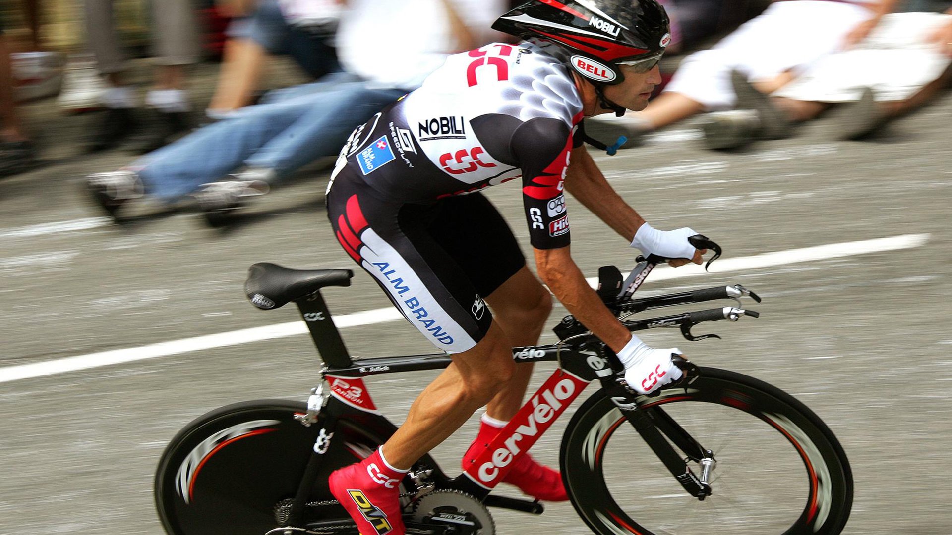 逆境中奋起：伤病困扰球队的坚韧与拼搏